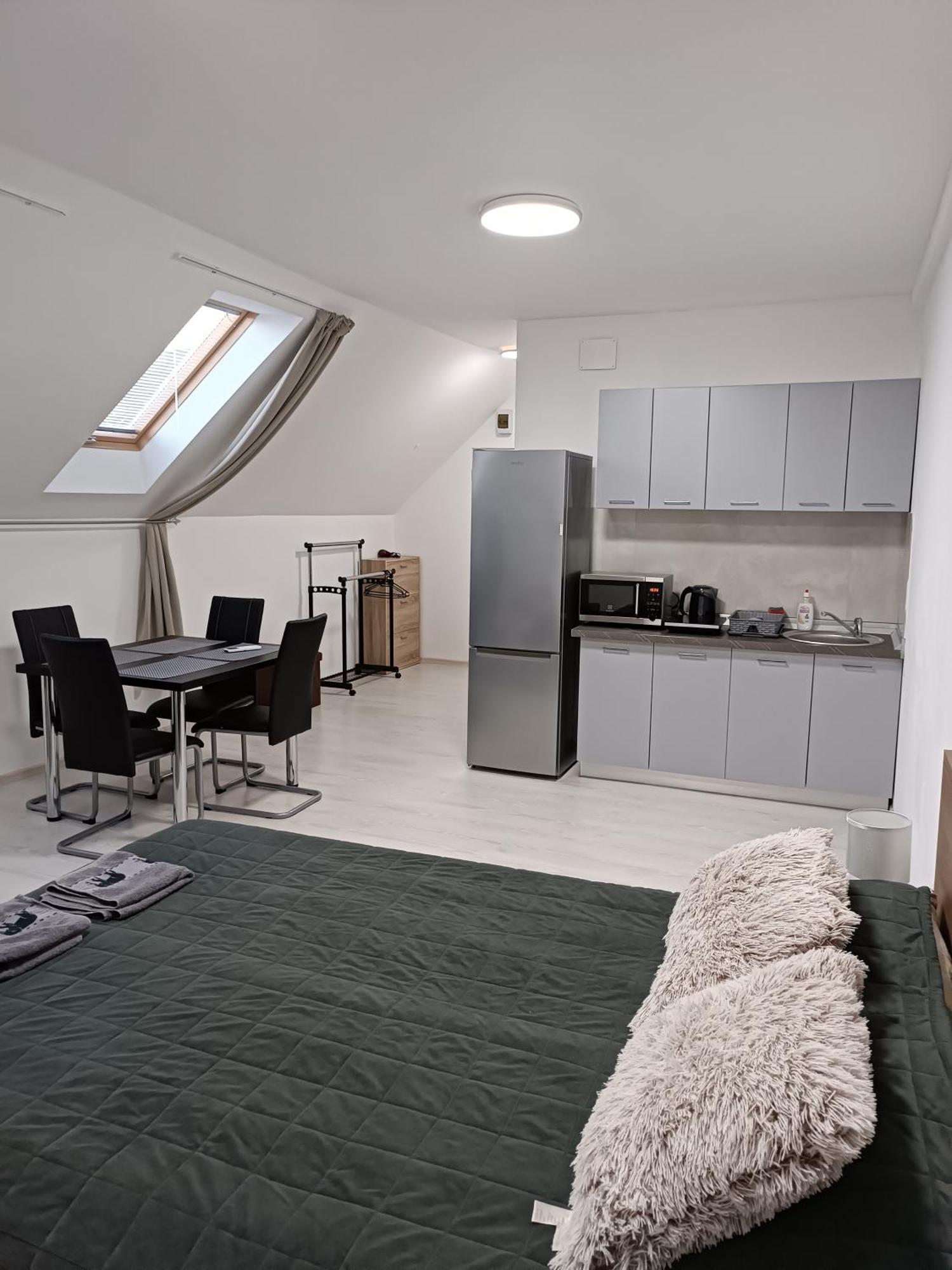 Mira Apartman Дебрецен Екстер'єр фото